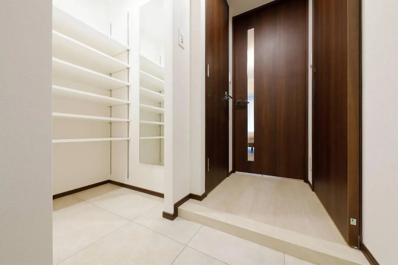 Mat Oshiage Apartment Tokyo
