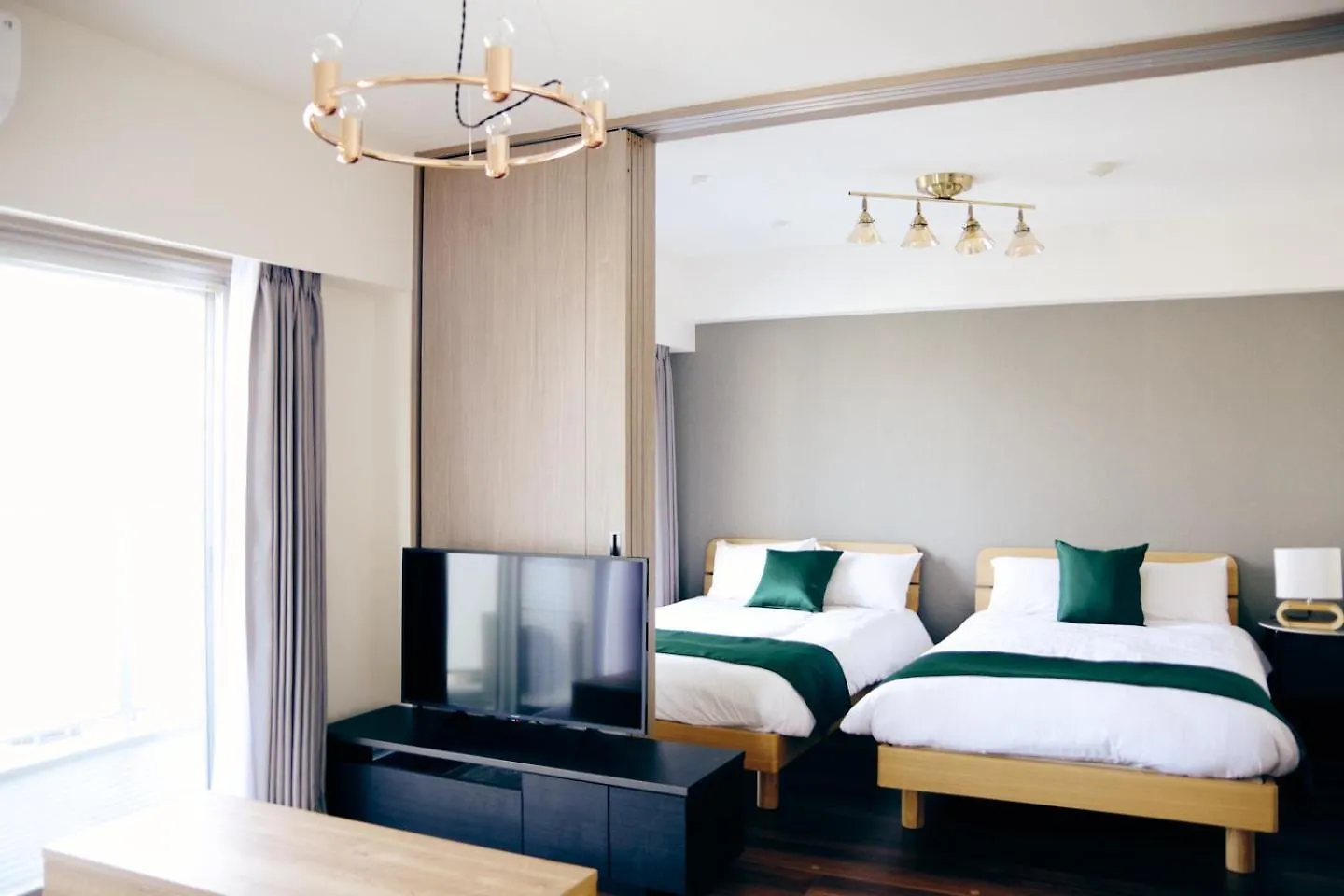 Mat Oshiage Apartment Tokyo