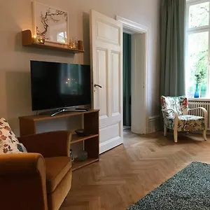Artistic And Light 2 In Sofo 65sqm , Stockholm Sweden