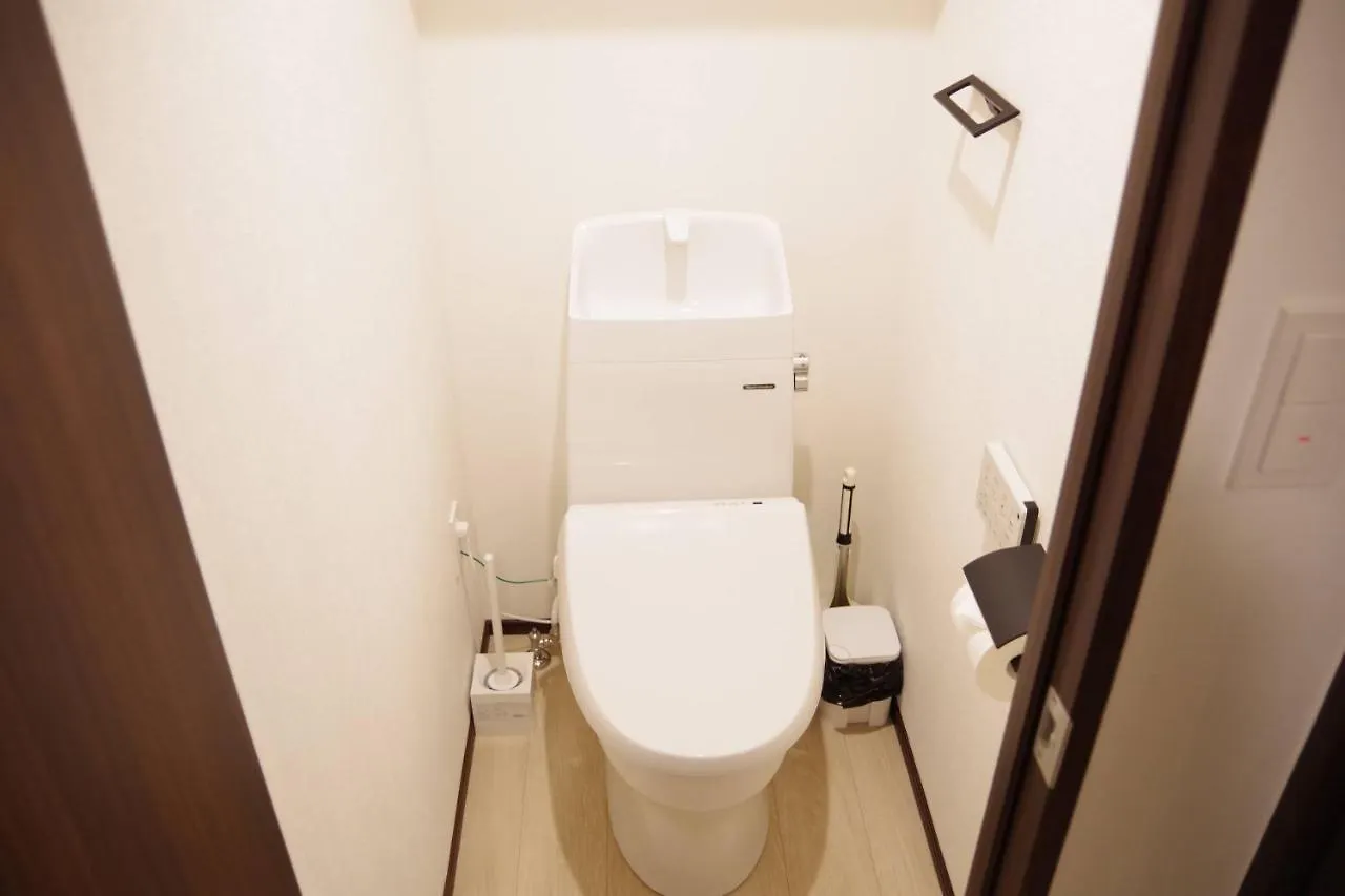 Mat Oshiage Apartment Tokyo